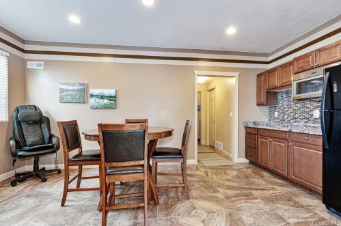 5452 Eaton Park Way, Aurora CO 80016-4292 exterior