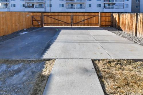 3233 Marion St, Denver CO  80205-3951 exterior
