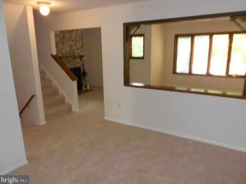 9422 Clocktower Ln, Columbia MD  21046-1806 exterior