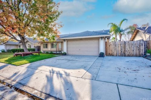 1551 Tully Rd, Turlock, CA 95380-3009