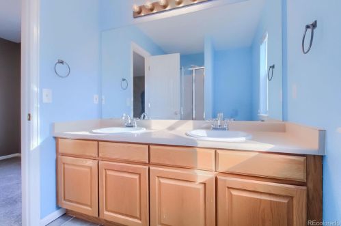 5593 Himalaya Way, Aurora CO 80013-6078 exterior