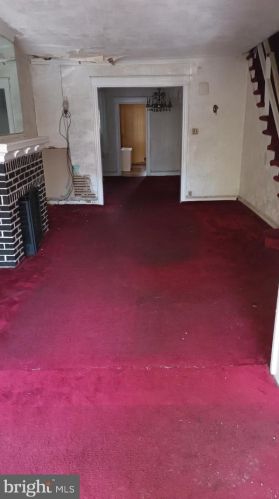 5132 10th St, Philadelphia, PA 19141-4008