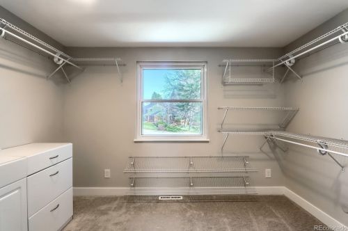 8168 Hinsdale Dr, Englewood CO 80112-1910 exterior