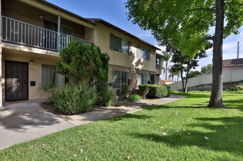 7049 Russan Ln, Lemon Grove, CA 91945-3530