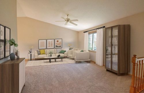 2686 Hydram Ave, Saint Paul MN  55128-4813 exterior