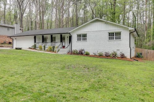 4897 Rock Haven Dr, Lilburn, GA 30047-5626