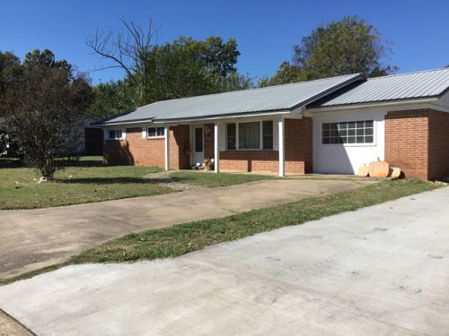 116 Woodbine Ave, Poteau, OK 74953-2262