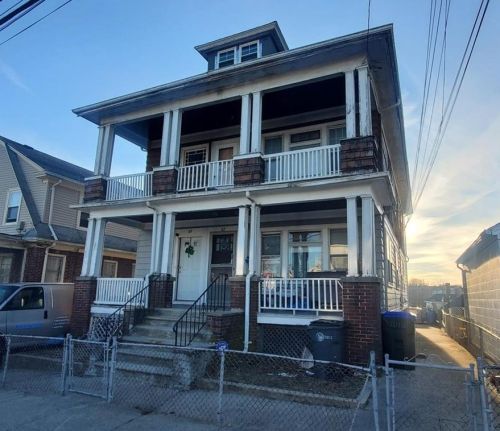 67 Touro St, Providence, RI 02904-2536