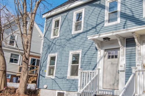 27 Morning St, Portsmouth, NH 03801-4149