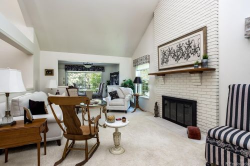 6193 Briarwood Cir, Englewood CO 80112-1035 exterior