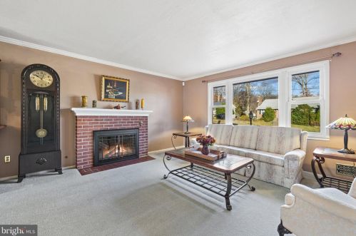 5209 Light St, Springfield VA  22151-2522 exterior