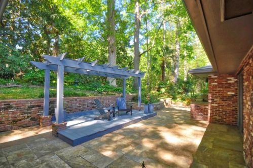 2147 Council Bluff Ct, Atlanta GA  30345-4130 exterior