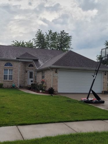 2371 Caton Crest Dr, Joliet, IL 60403-0673