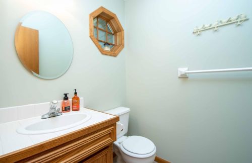 9063 Duckwood Trl, Saint Paul MN  55125-8687 exterior
