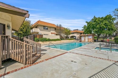 1226 Patricia Ave, Simi Valley CA  93065-2844 exterior
