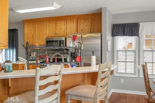 105 Melrose Creek Dr, Stockbridge GA  30281-2350 exterior