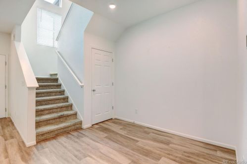 21543 59th Pl, Denver CO  80019-6614 exterior