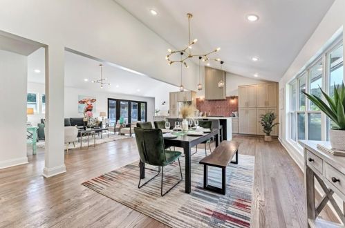 1731 Arrowhead Trl, Atlanta GA  30345-4117 exterior