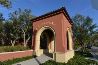 76 Latitude, Irvine CA  92618-8821 exterior