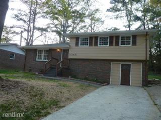 5365 Westford Cir, Atlanta GA  30349-3157 exterior