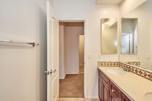 66 White Sage, Irvine CA 92618-8803 exterior