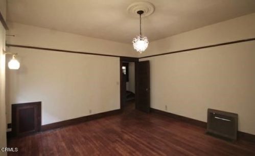 368 Milford St, Glendale CA  91203-2004 exterior