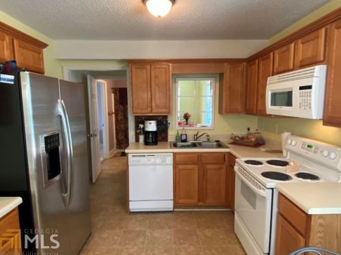 1719 Milltown Rd, Hartwell, GA 30643-8309