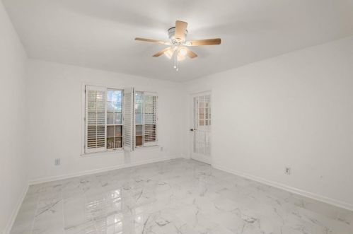 27 Cantey Pl, Atlanta GA  30327-4018 exterior