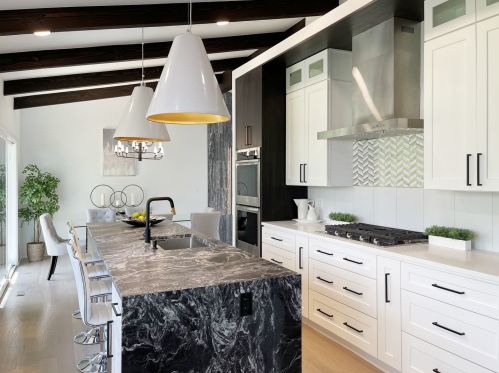 2675 Crestwood Ln, Bannockburn IL  60015-1904 exterior