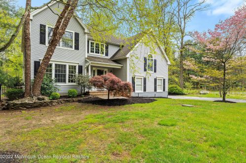 1457 Front St, Lincroft, NJ 07738-1118
