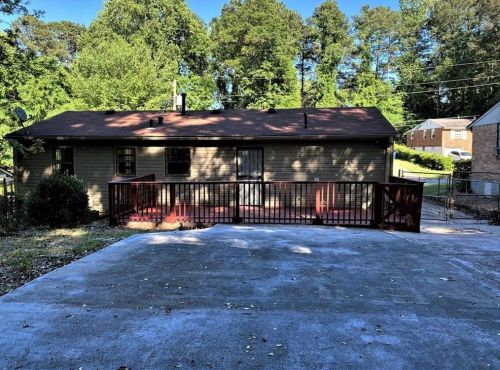 476 Fedora Way, Atlanta GA  30331-1522 exterior