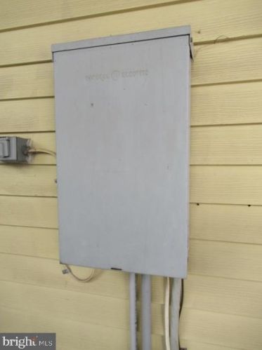 320 Middle St, Hanover PA 17331-3746 exterior