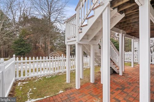 13973 Chelmsford Dr, Gainesville, VA 20155-3112
