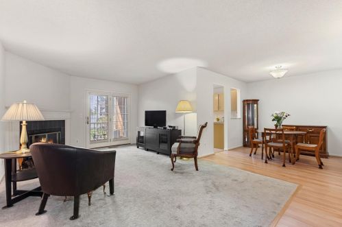 7455 110th St, Minneapolis, MN 55438-2375