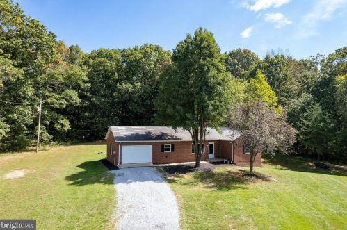 1035 Vaughn Summit Rd, Richmond National Battlefiel, VA 22835-7801