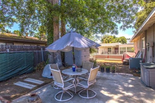 4512 Jurupa Ave, Riverside CA  92506-1969 exterior