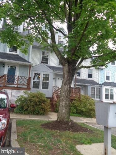 2037 Lyttonsville Rd, Silver Spring, MD 20910-2264