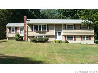 69 Poplar Dr, Huntington, CT 06484-2018