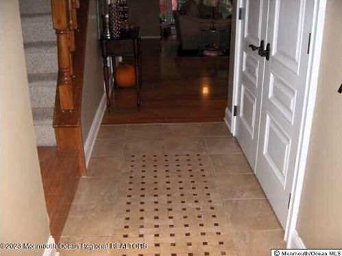 15 Beaumont Ct, Tinton Falls NJ  07724-3815 exterior