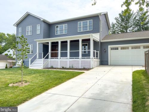 6459 Holyoke Dr, Annandale, VA 22003-2107