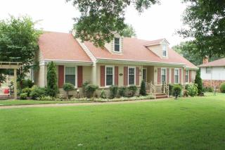 7194 Neshoba Rd, Memphis, TN 38138-2725