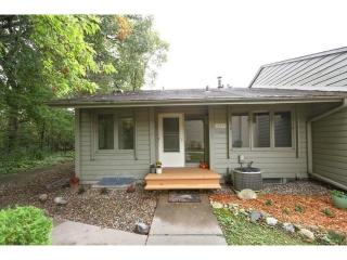 10253 Scarborough Rd, Minneapolis MN  55437-2516 exterior