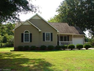 1727 First St, Asheboro, NC 27205-7425