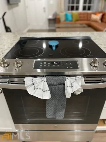 5332 Denny Dr, Atlanta GA  30349-5206 exterior