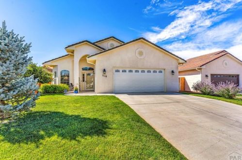5118 Almondcrest Dr, Pueblo, CO 81005-3395