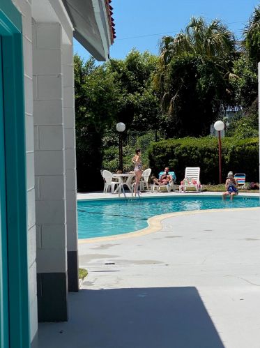 5 Ocean Park Ct, Isle Of Palms SC  29451-2244 exterior