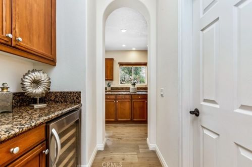 16849 Ridge Cliff Dr, Riverside CA  92503-0251 exterior