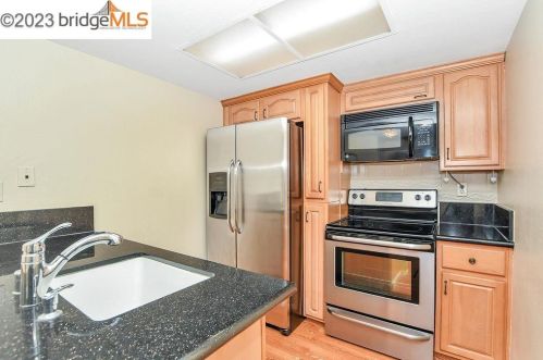 43 Massolo Dr, Concord CA  94523-4830 exterior