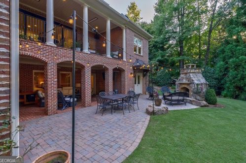 8186 Hewlett Rd, Atlanta GA  30350-3501 exterior