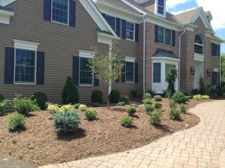 7 Meadow View Rd, Gladstone, NJ 07934-2071